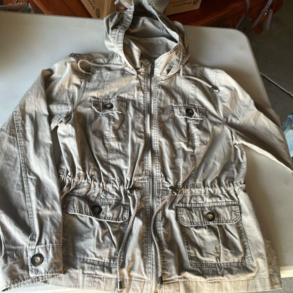 Ashley Overcoat Khaki Color size Medium